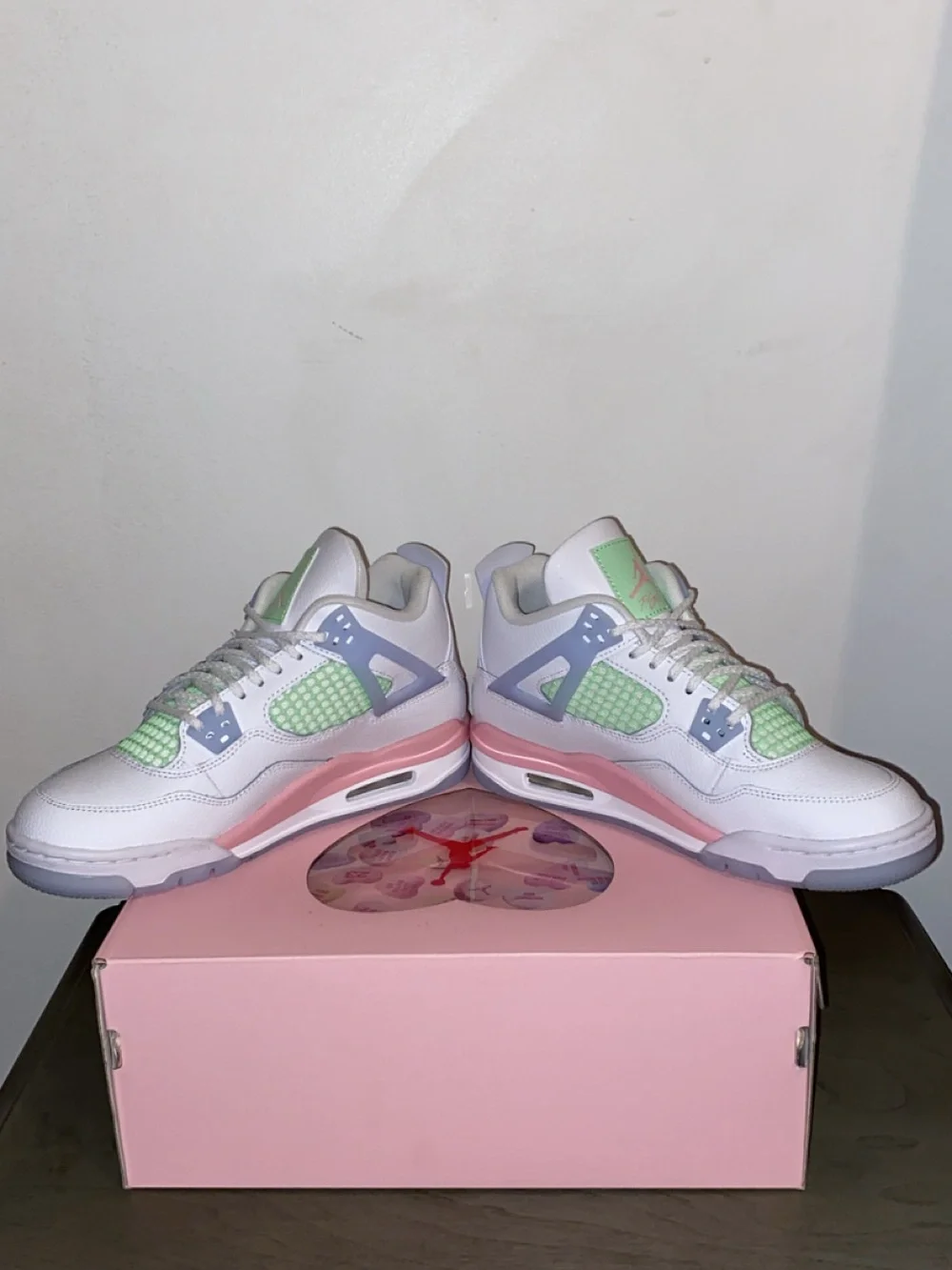 Brand new never worn, authentic, Jordan Air 4 Low — White, Pink & Mint Accent - Picture 4 of 5